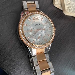 Women’s silver and Rose Gold Diamond Fossil Watch